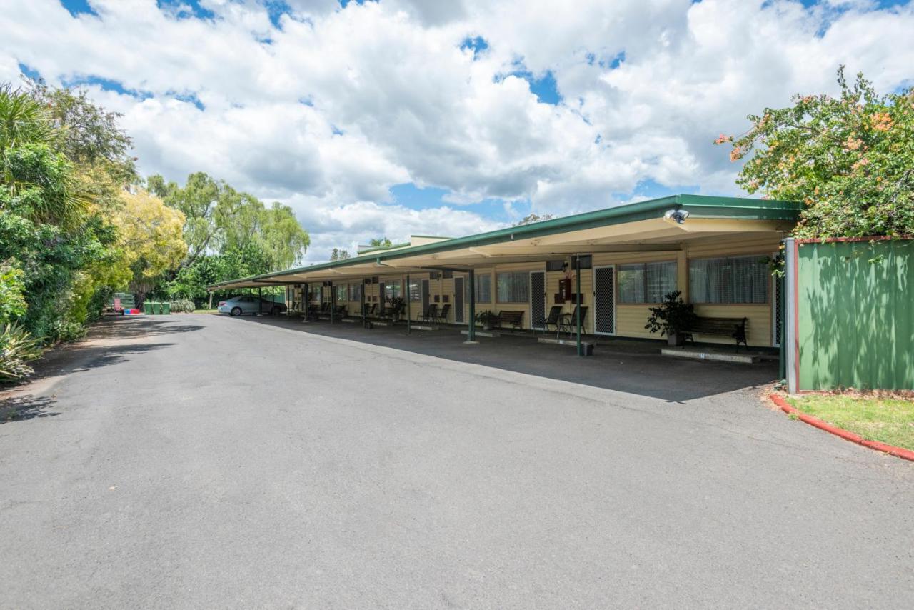 Roma Motel Bagian luar foto