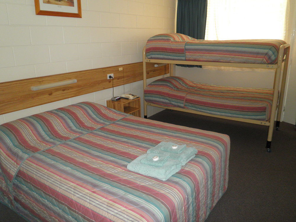Roma Motel Bagian luar foto