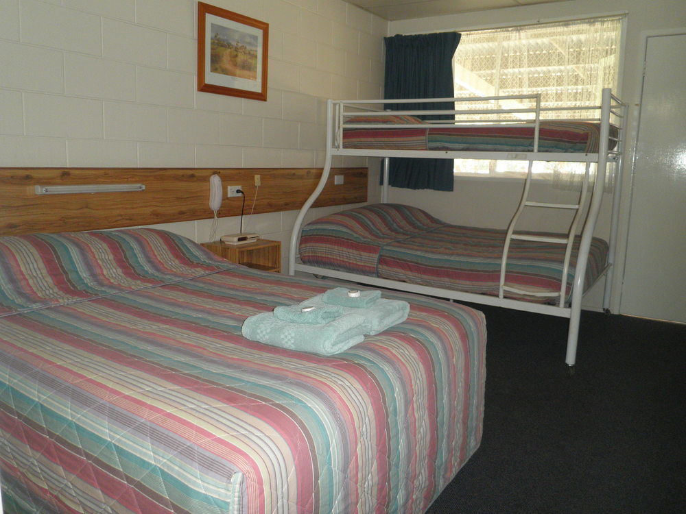 Roma Motel Bagian luar foto